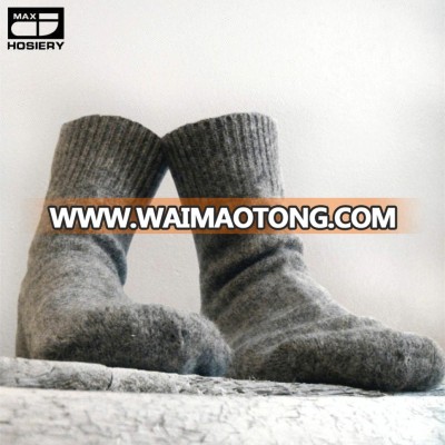 Merino Wool Athletic Crew Socks - Thermal Hiking Cold Weather Boot Socks Warm and Soft in Winter